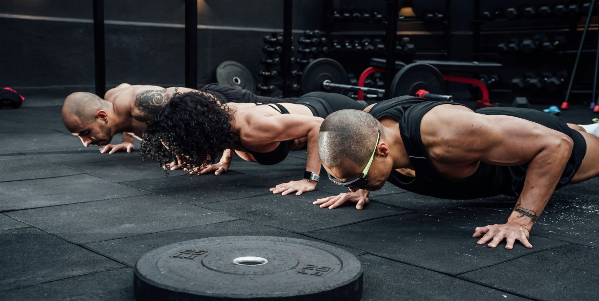 伏地挺身練哪裡？退階到進階動作一次看！